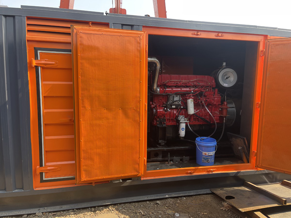 合水柴油发电机组在高温环境下运行时需要注意哪些问题？